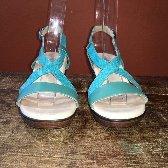 SAS Delight Cross Strap Wedge Sandal Womens 8W Turquoise Web Leather Comfort - Picture 9 of 9